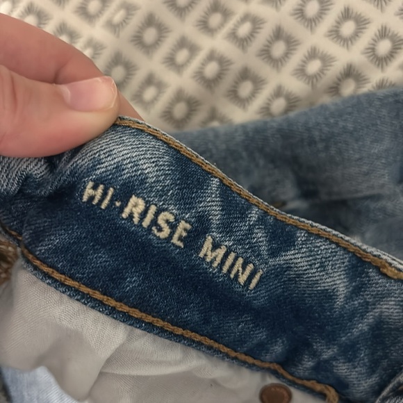 Hi Rise Distressed Jean Mini Skirt American Eagle - Picture 4 of 5